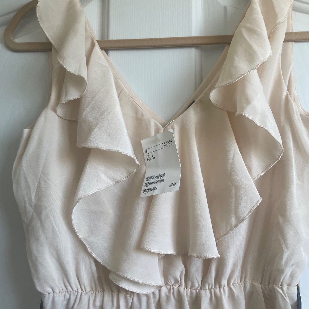 H&M Ivory Slip Mini Dress with Black Belt, Size 4 - Picture 2 of 7